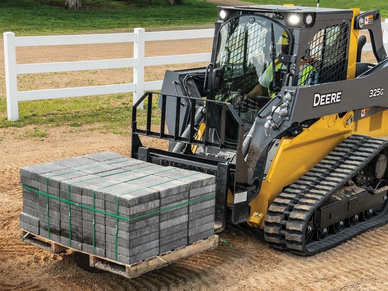 John Deere 325G compact track loader